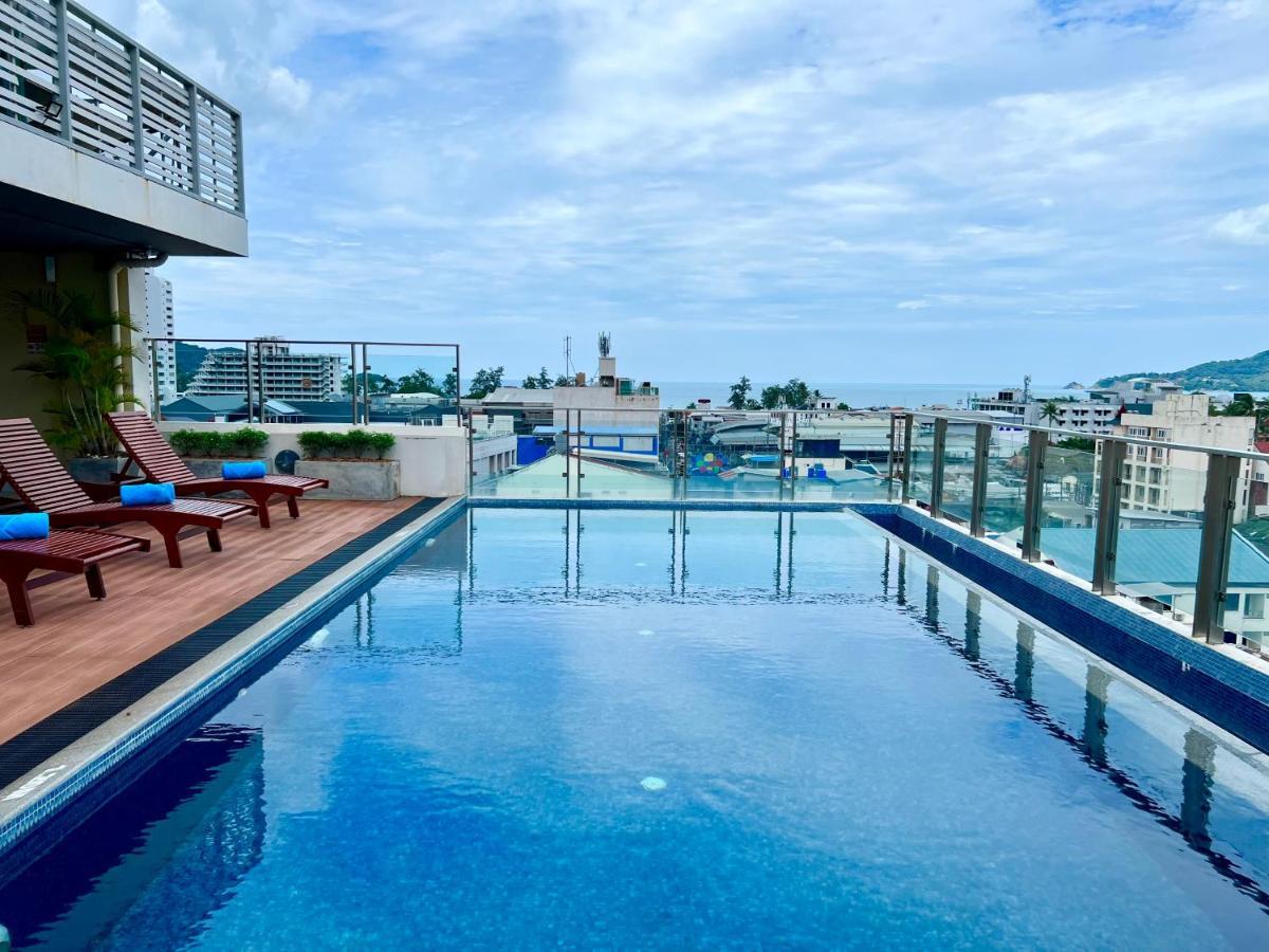 Centro One Patong Hotel Bagian luar foto