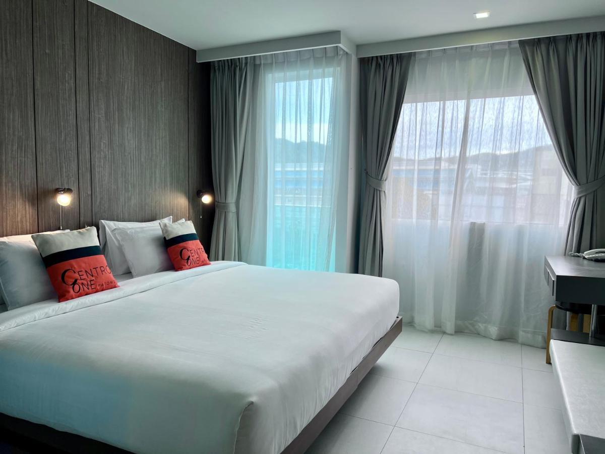 Centro One Patong Hotel Bagian luar foto